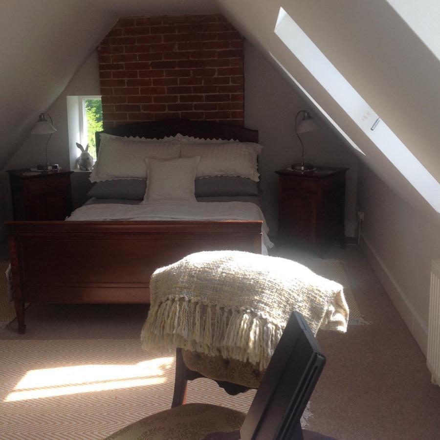 The Old Smithy Bed & Breakfast Duneton Exterior photo